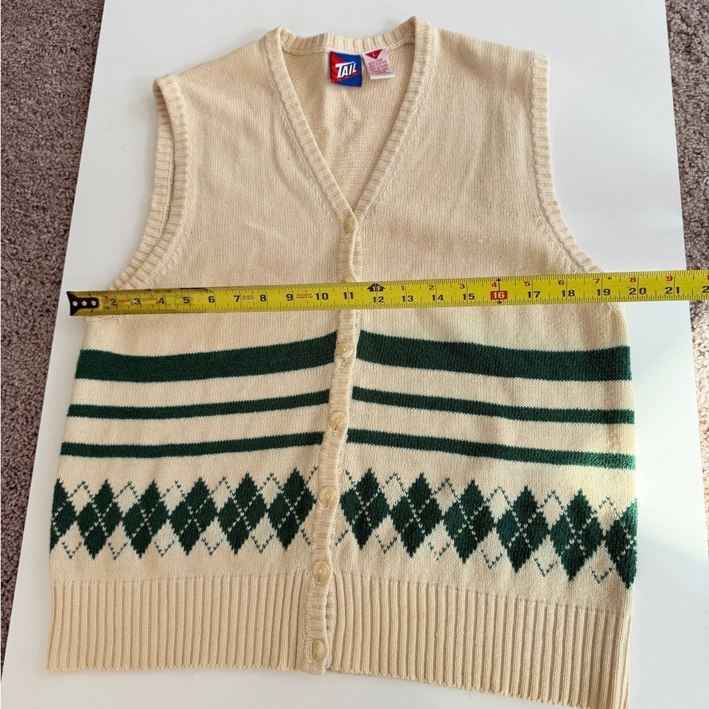 VTG 80’s Tail Sweater Vest Knit Argyle Cream/Green‎ Sz L Cottage Grandpa Core - Picture 3 of 11